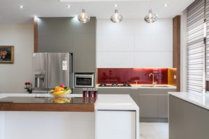 نمونه کاری کابینت سفید